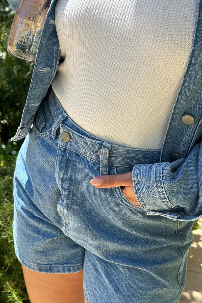 Short Alosta