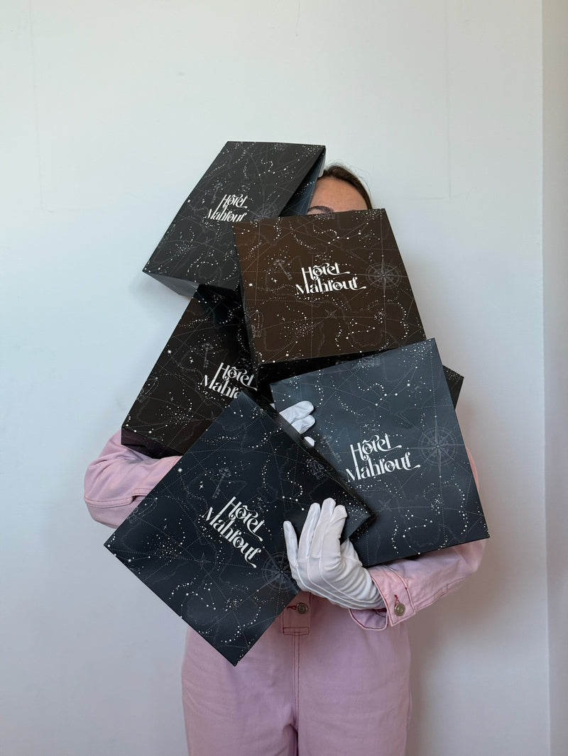 LA POCHETTE SURPRISE