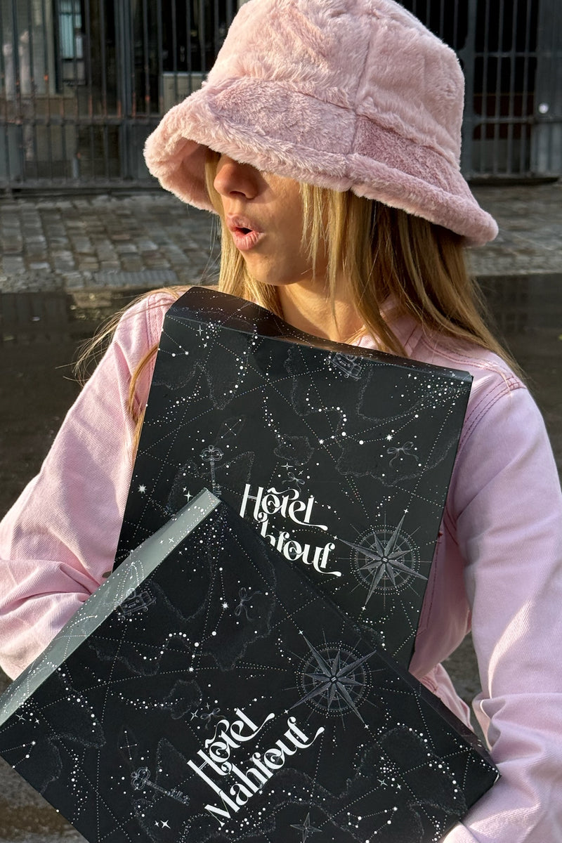 LA POCHETTE SURPRISE